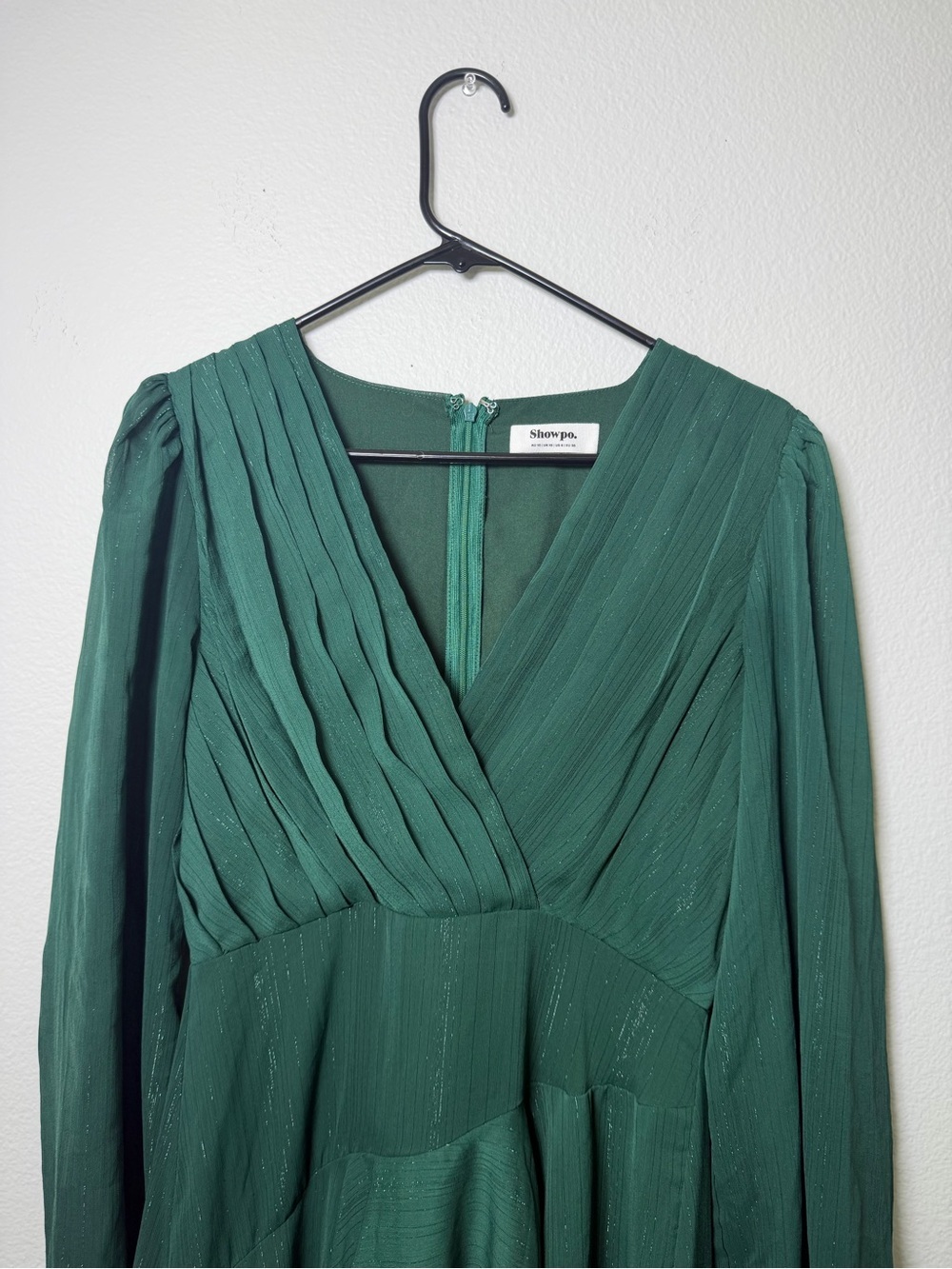 Showpo Green Sparkly High-Low Pleated Maxi Dress Wedding Guest Formal Size 6 - Picture 3 of 16